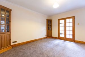 Dining Room- click for photo gallery